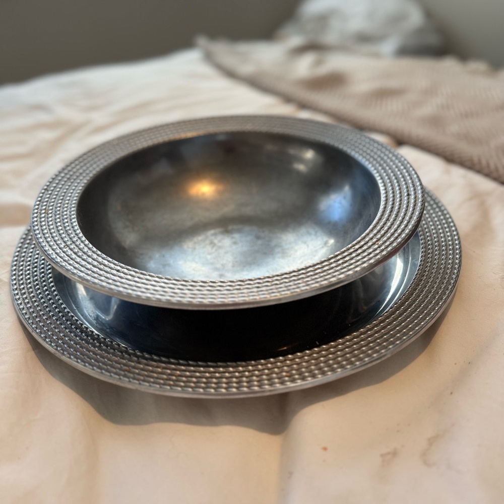 kate spade Silver Textured Dinnerware Set - Picture 2 of 7